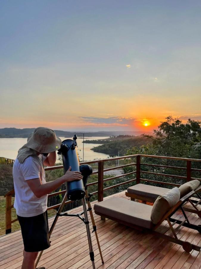 Chale Recanto - Ofuro, Banheira, Vista, Cachoeira E Lago Alexania Buitenkant foto